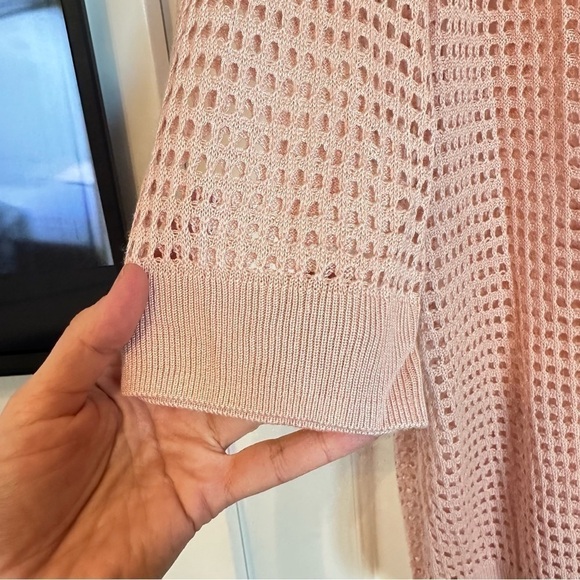 Torrid plus netted knit short sleeve scoop neck dusty rose pink blouse size 2X - Picture 3 of 9